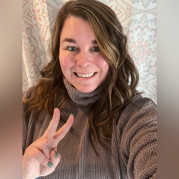 👋 Meet the Posher 🫶 posh ambassador II POSHAMB_kc - Picture 1 of 1